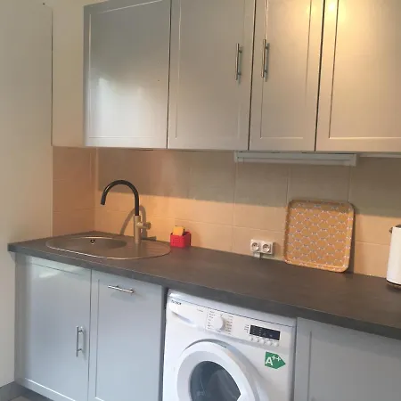 Lejlighed 2 Bed Sleeps 4 - Heated Pool Parking